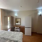 Avalon B303 Apartment