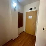 Apartment Avalon B303 *